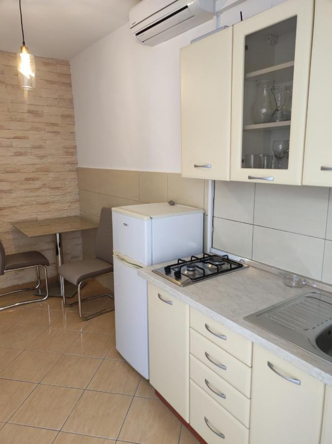 Apartments Katica Metajna Extérieur photo