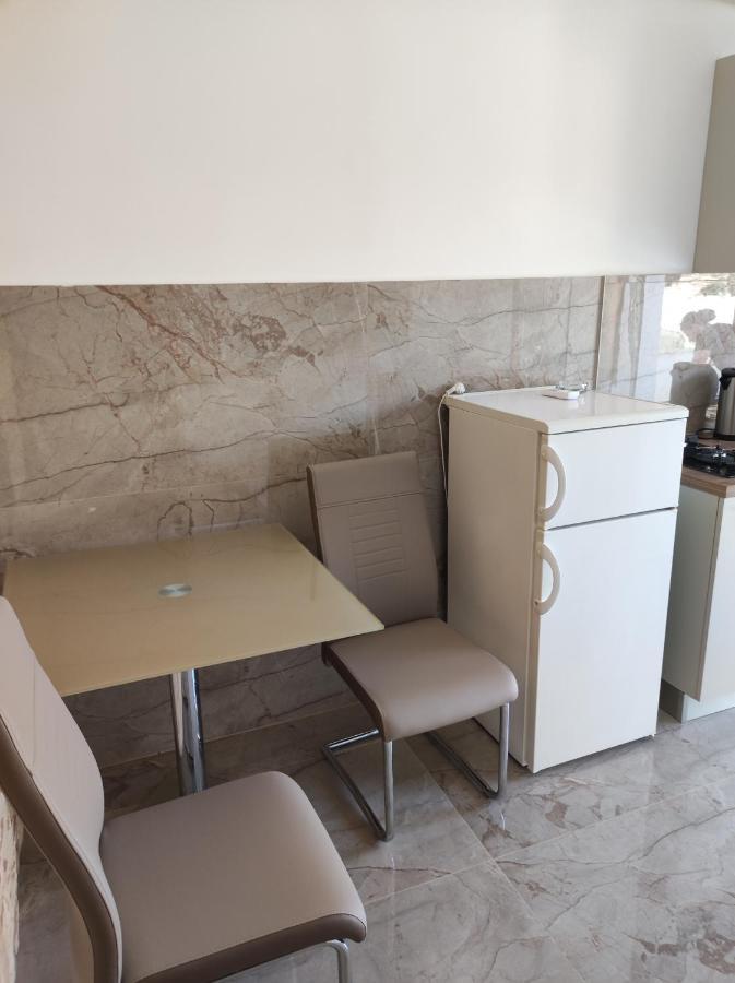 Apartments Katica Metajna Extérieur photo